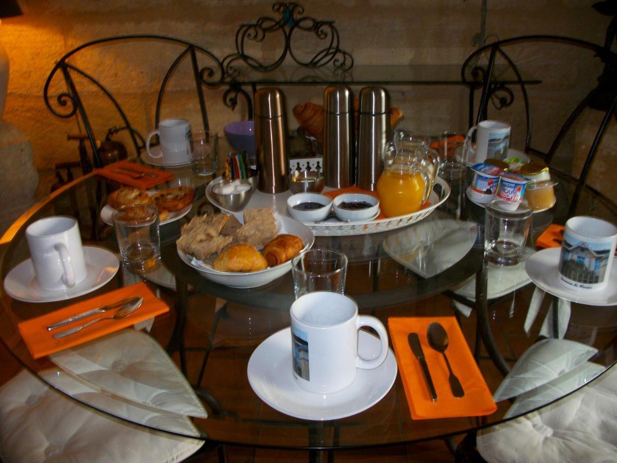 Domaine De Monein Acomodação com café da manhã Saint-André-de-Cubzac Exterior foto