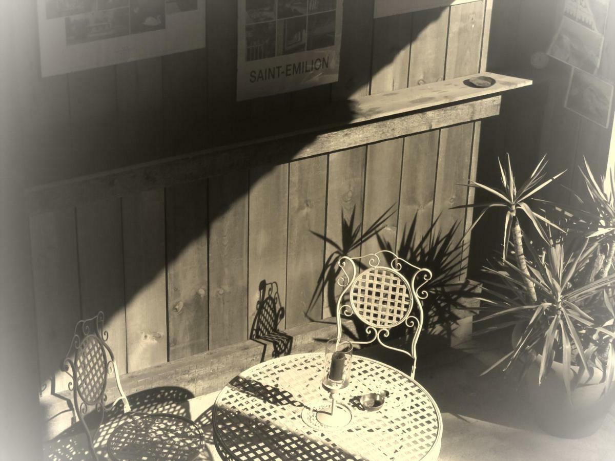 Domaine De Monein Acomodação com café da manhã Saint-André-de-Cubzac Exterior foto