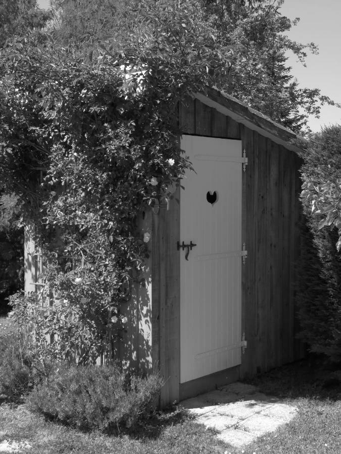Domaine De Monein Acomodação com café da manhã Saint-André-de-Cubzac Exterior foto